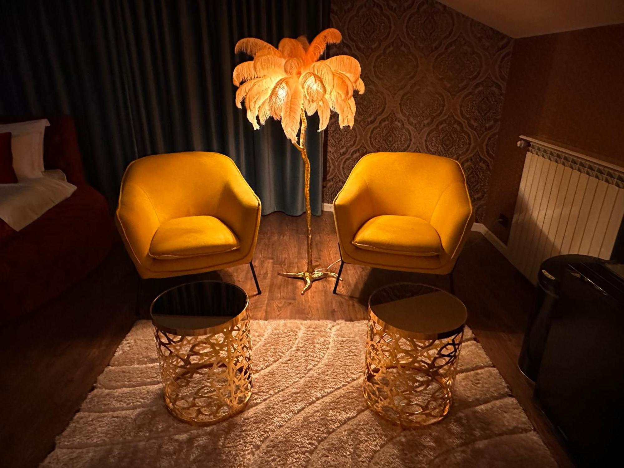 The Residence Central Jacuzzi Boutique (Adults Only) Cluj-Napoca Ngoại thất bức ảnh